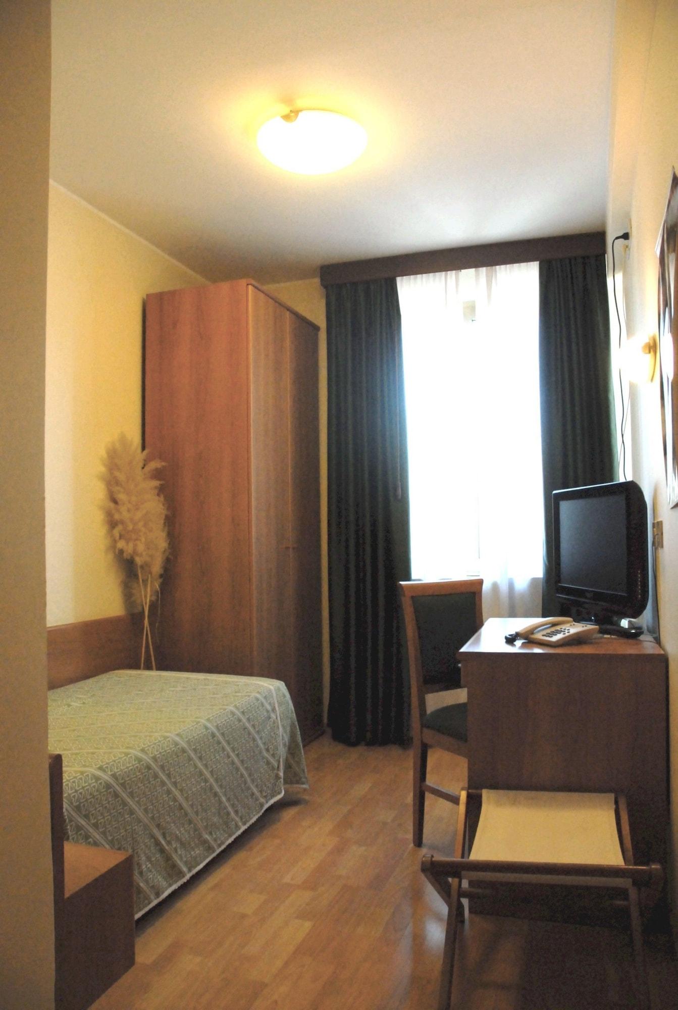 Hotel Sonia Trieste Exterior photo